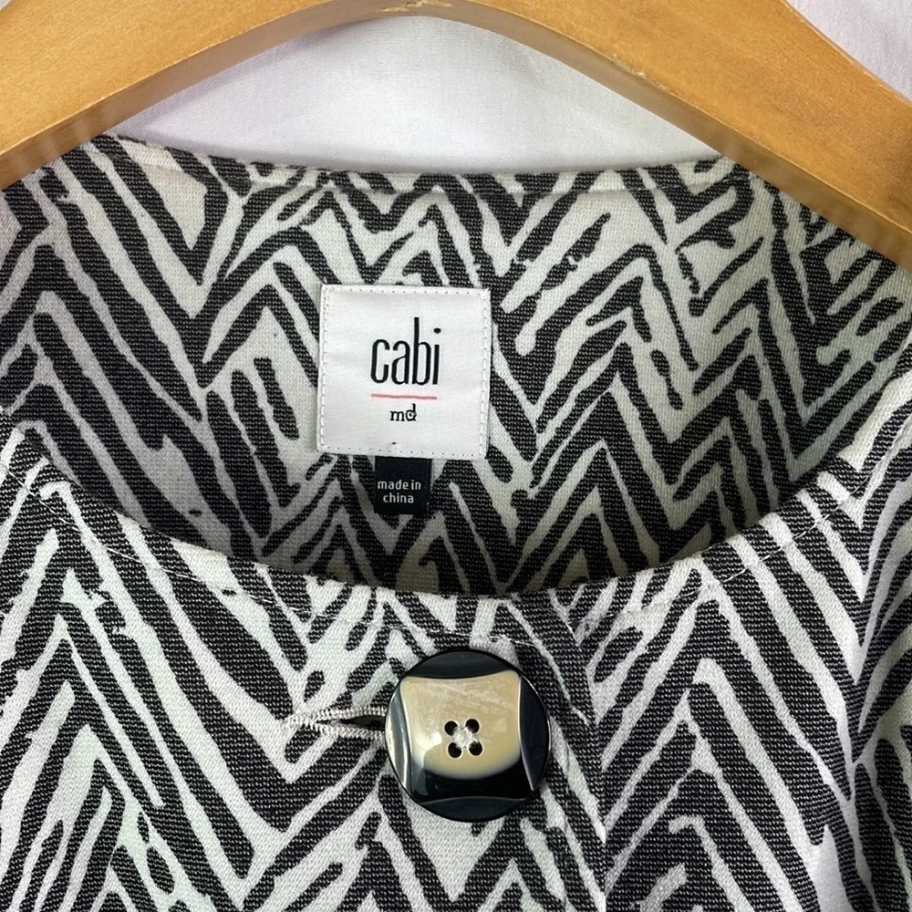 Cabi, black and white batik print knit jacket long